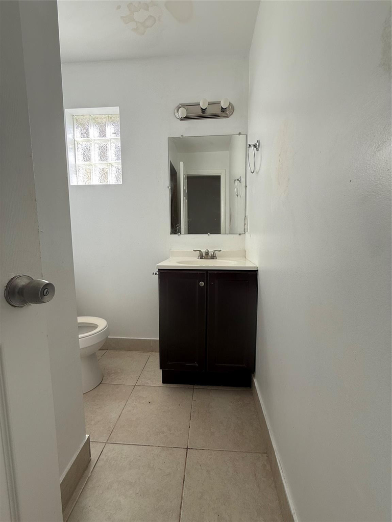 1139 Nw 9th Avenue - Photo 10