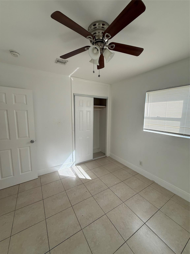 1139 Nw 9th Avenue - Photo 15