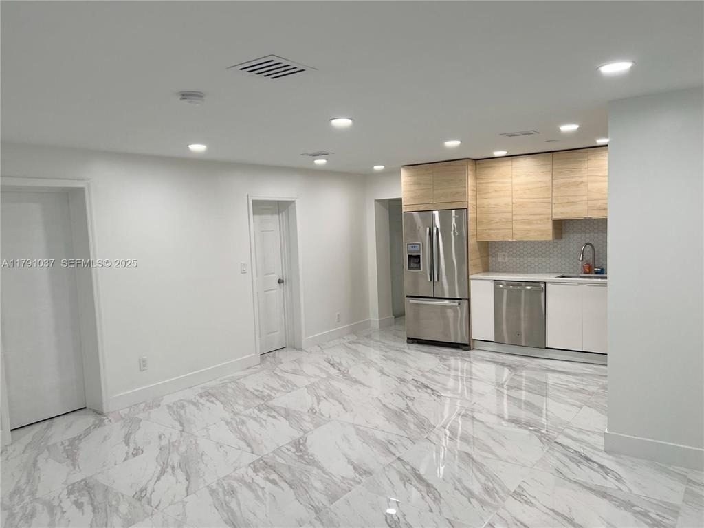 4337 Sw 49th Street - Photo 2
