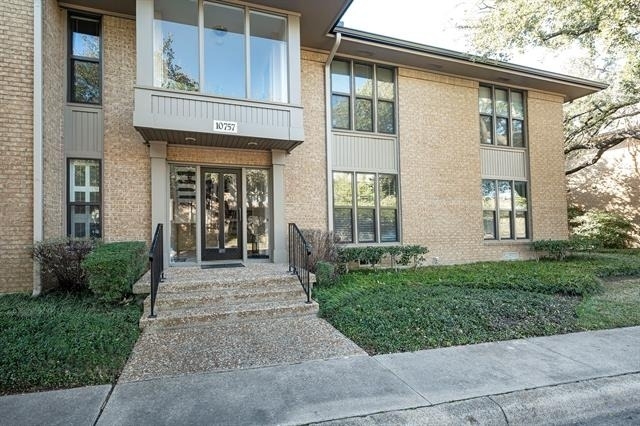 10757 Villager Road - Photo 18