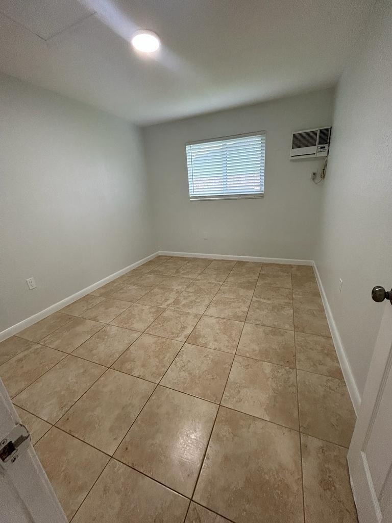 1119 Nw 6th Avenue - Photo 8