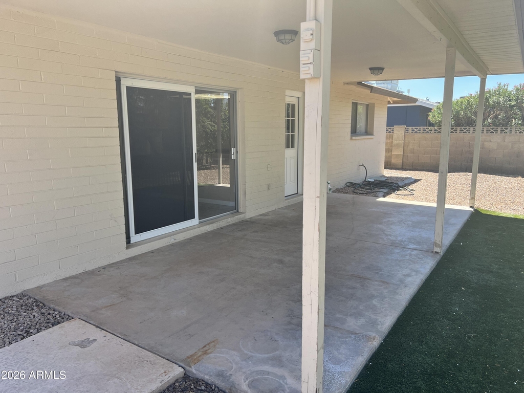 602 E Lodge Drive - Photo 26