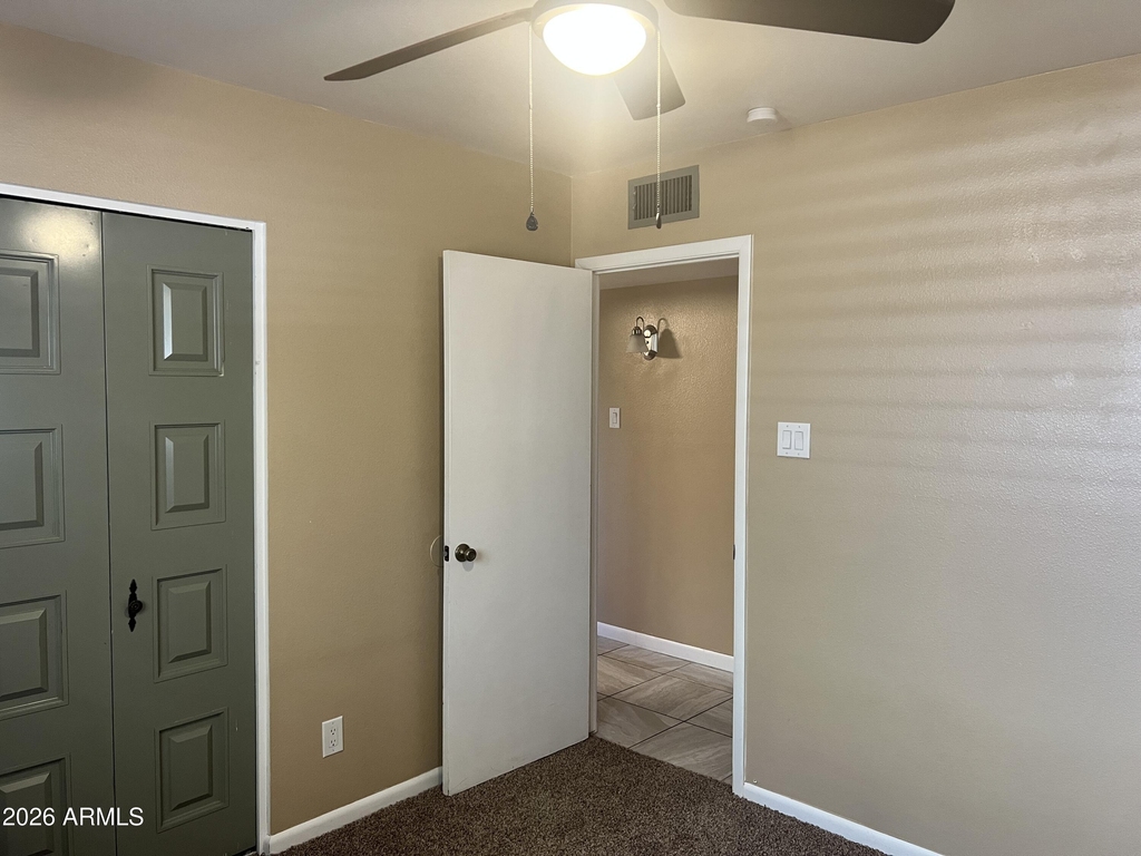 602 E Lodge Drive - Photo 23