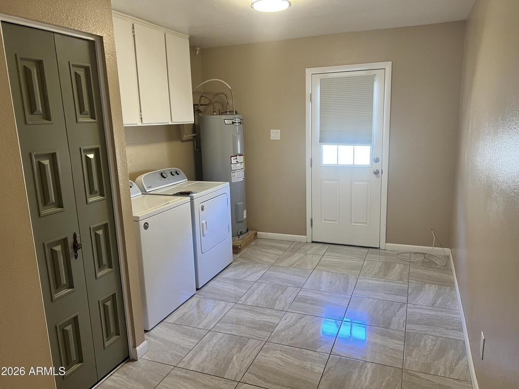 602 E Lodge Drive - Photo 14
