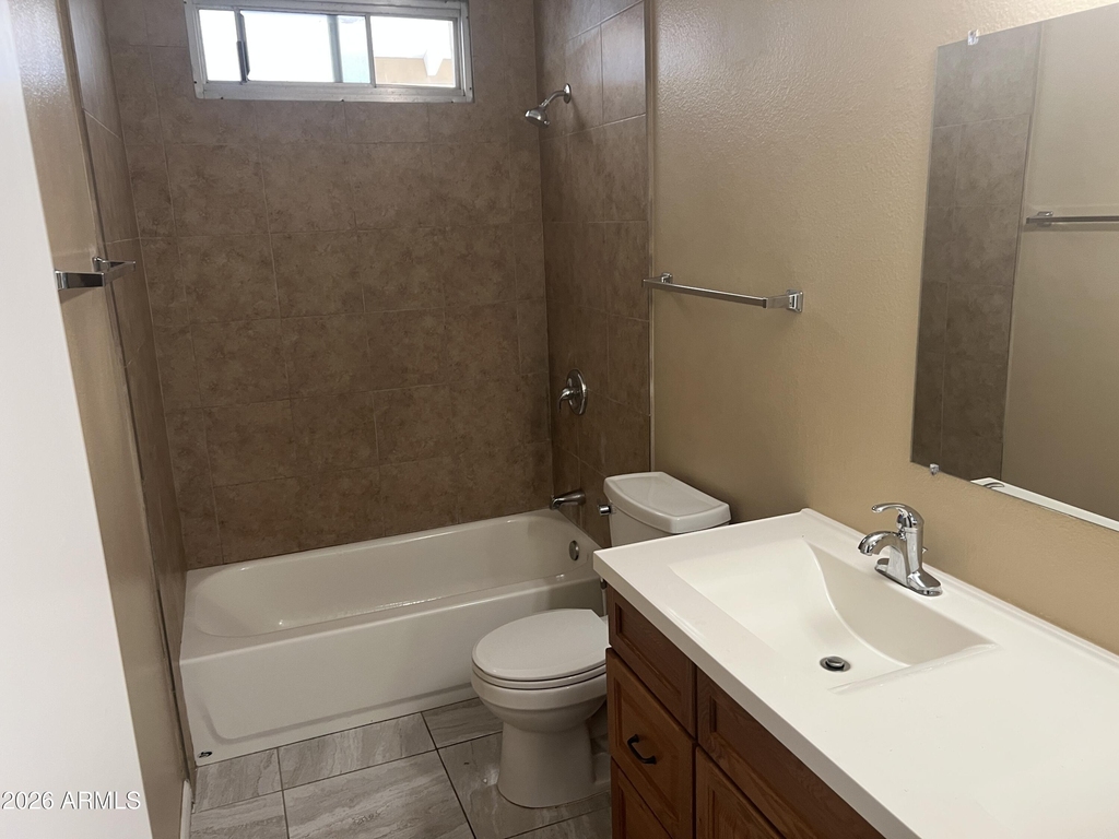 602 E Lodge Drive - Photo 11