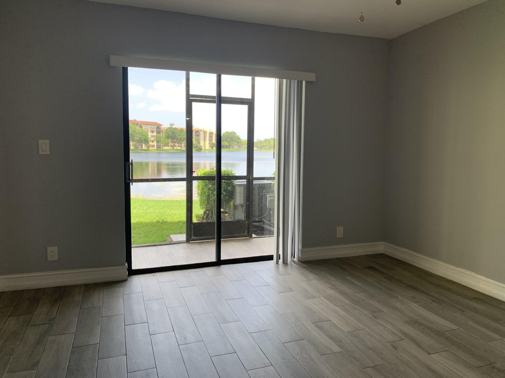 10011 Winding Lake Road - Photo 6