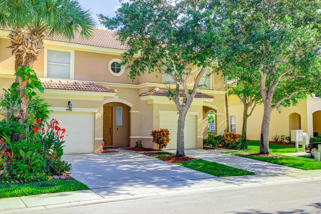 446 Rainbow Springs Terrace - Photo 0