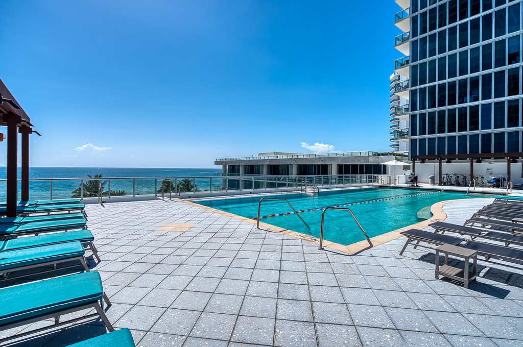 6899 Collins Avenue - Photo 46