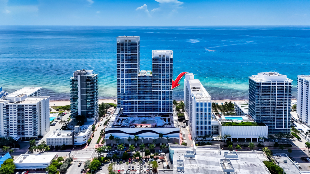 6899 Collins Avenue - Photo 3