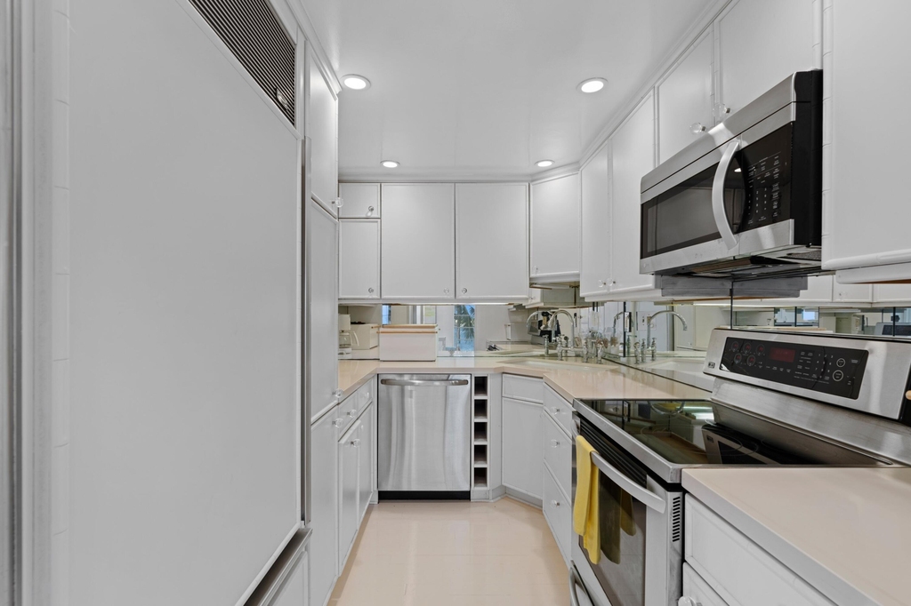 2800 N Flagler Drive - Photo 14