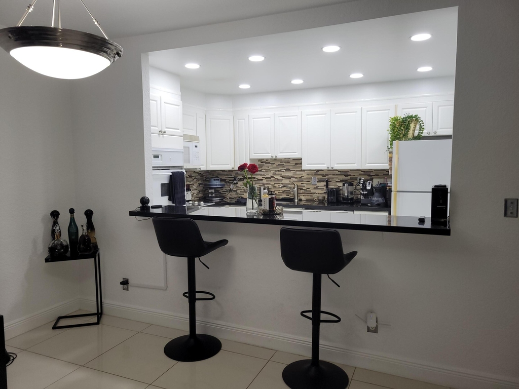 19370 Collins Avenue - Photo 3