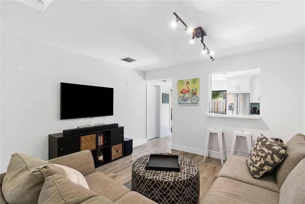 324 City View Drive - Photo 7