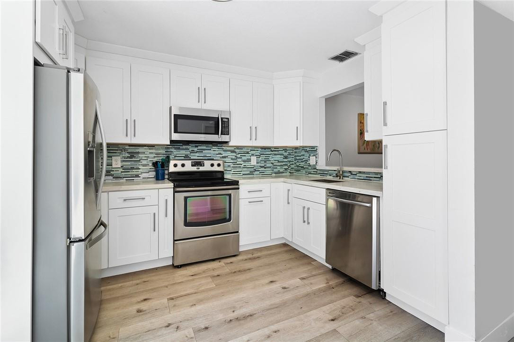 324 City View Drive - Photo 8