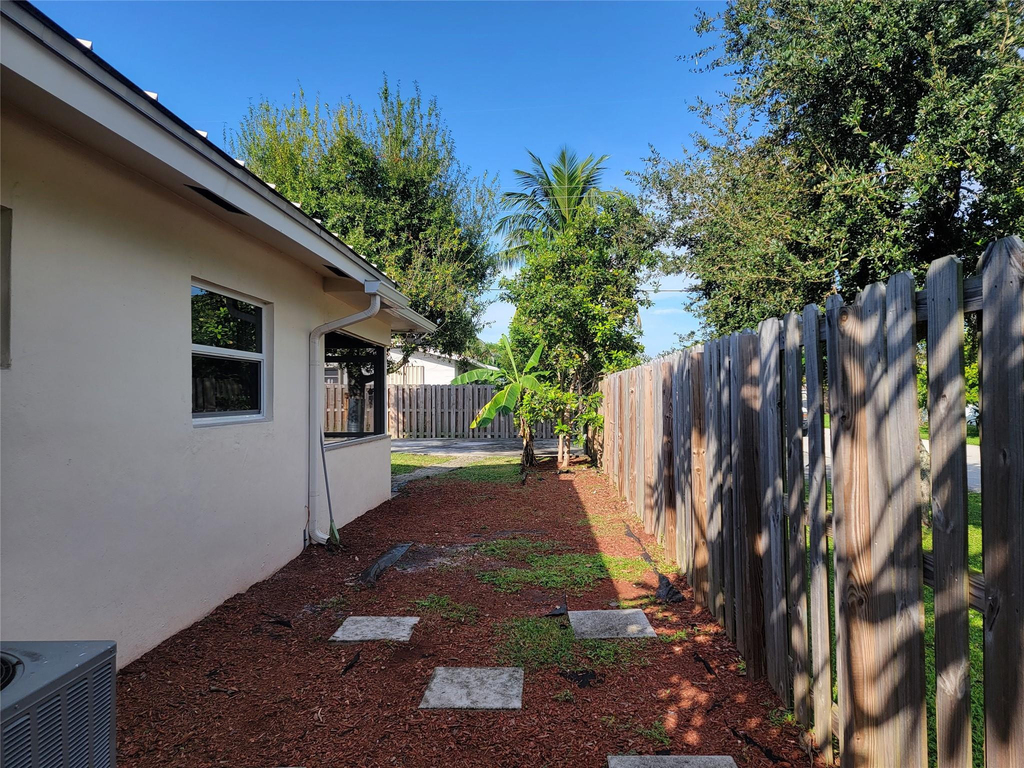 1601 Sw 1 Terrace - Photo 28