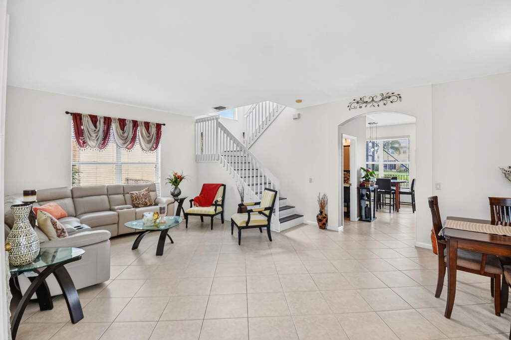 5018 Starblaze Drive - Photo 7