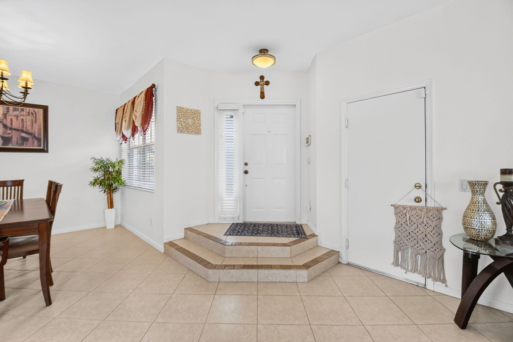 5018 Starblaze Drive - Photo 8