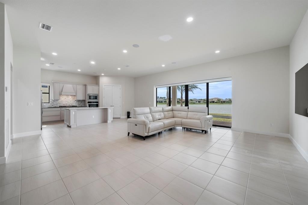818 Se Courances Drive - Photo 10