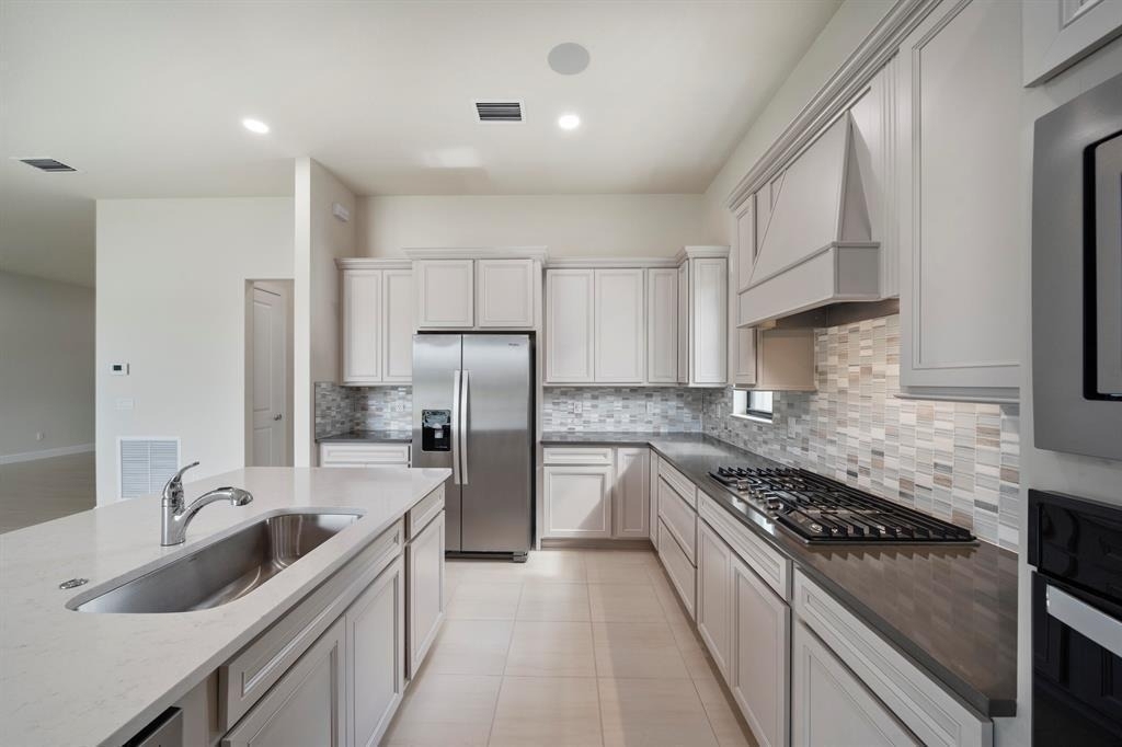 818 Se Courances Drive - Photo 16