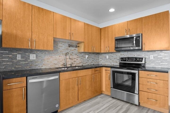 300 S Australian Avenue - Photo 12