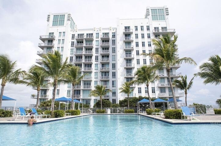 300 S Australian Avenue - Photo 18