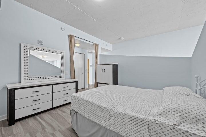 300 S Australian Avenue - Photo 4