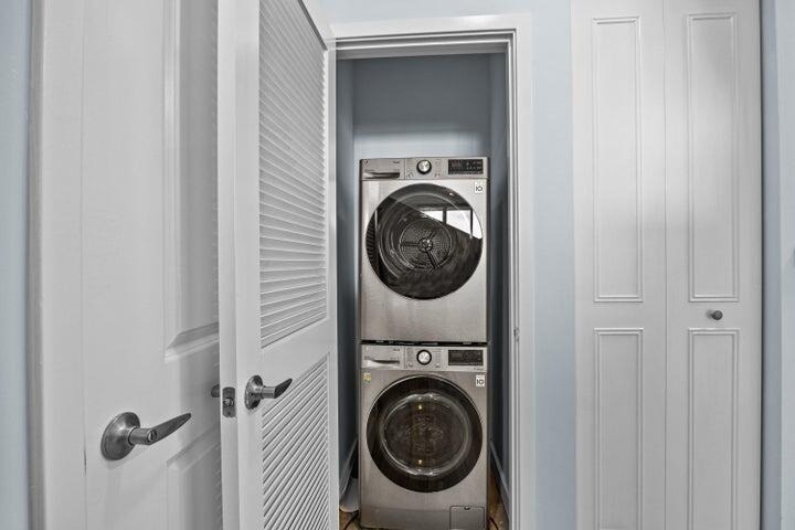 300 S Australian Avenue - Photo 5