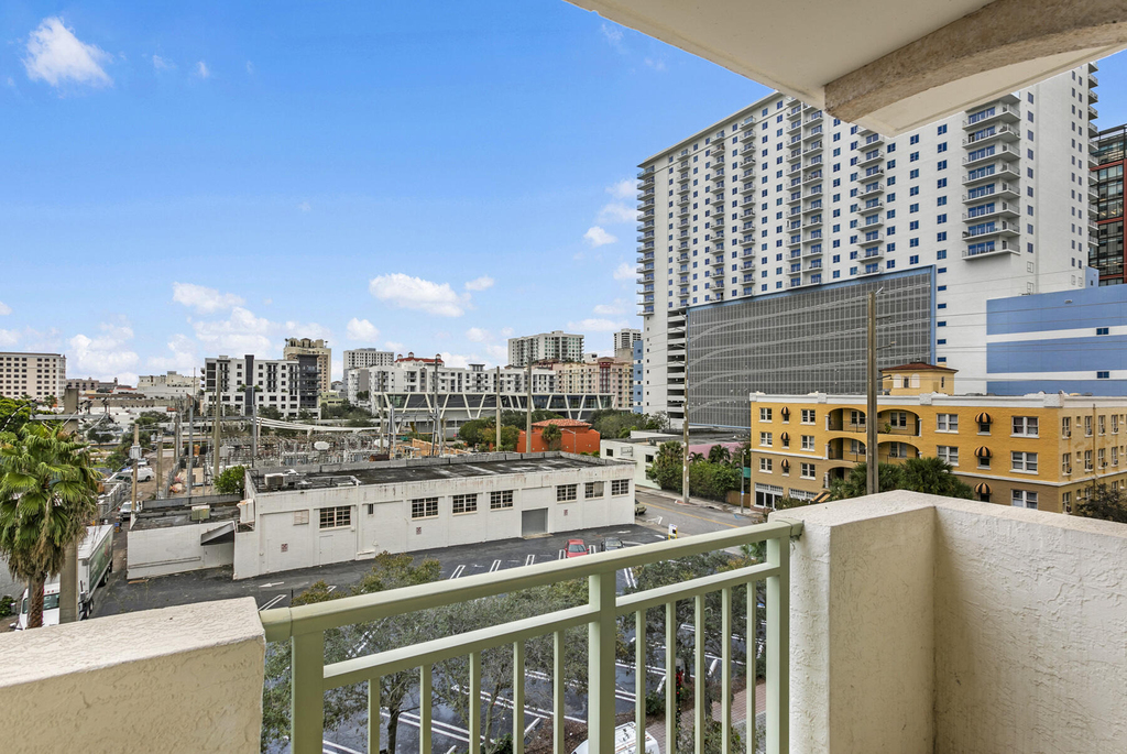 610 Clematis Street - Photo 17