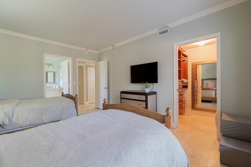 13400 Polo Road W - Photo 15