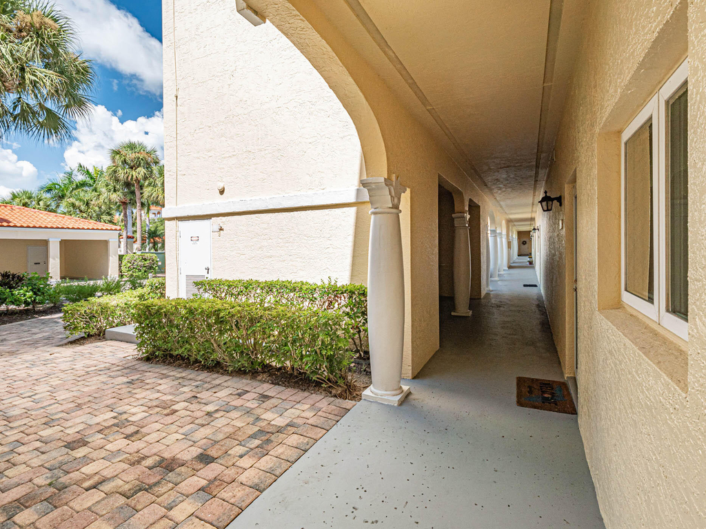 5060 Harmony Circle - Photo 4