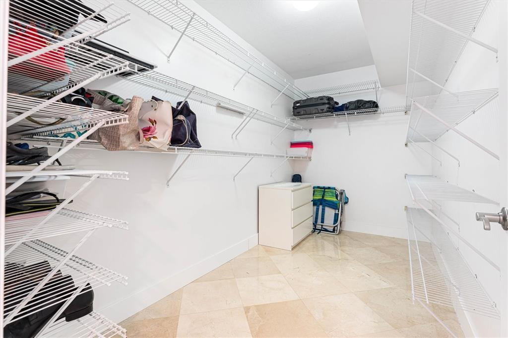 17201 Collins Avenue - Photo 21