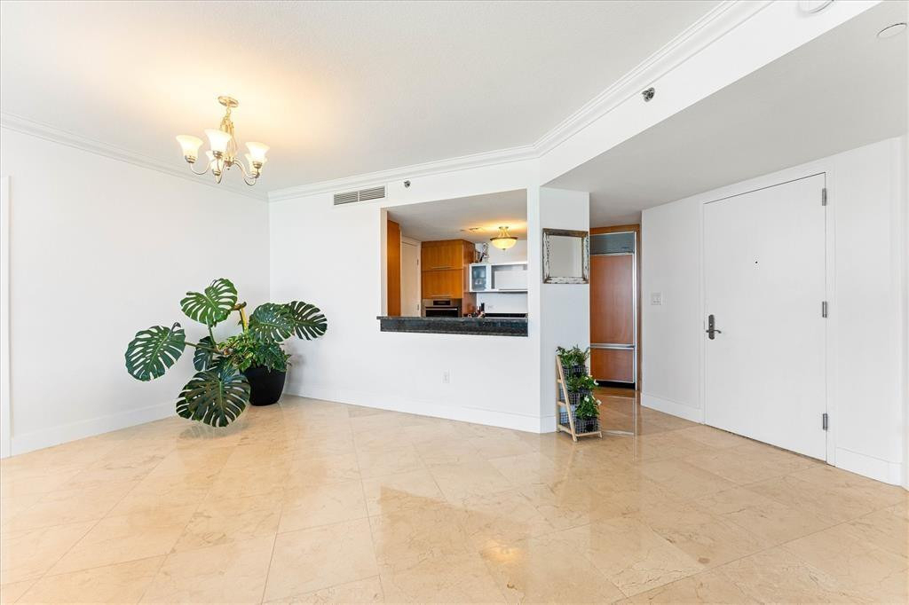 17201 Collins Avenue - Photo 6