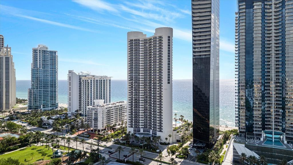 17201 Collins Avenue - Photo 25