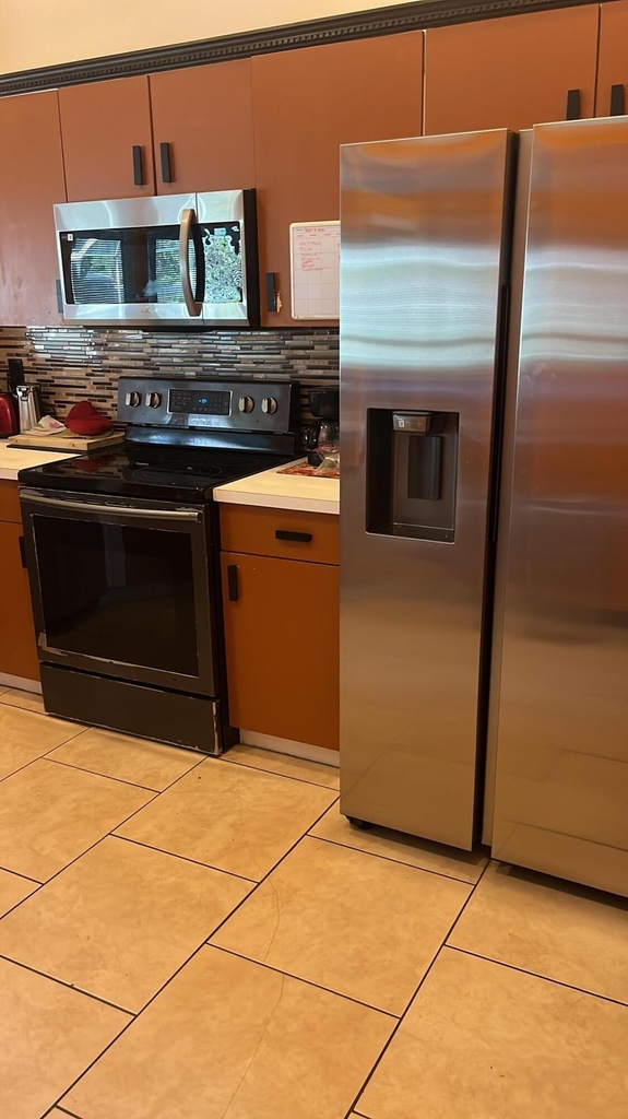 1698 Sw Flint Street - Photo 14