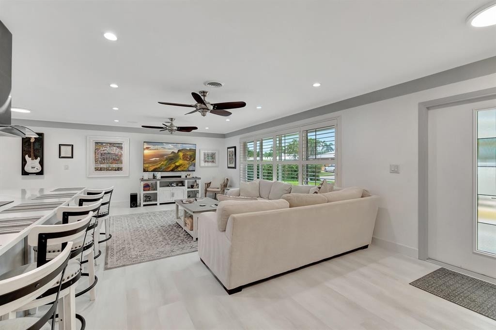 4450 Ne 23rd Avenue - Photo 5