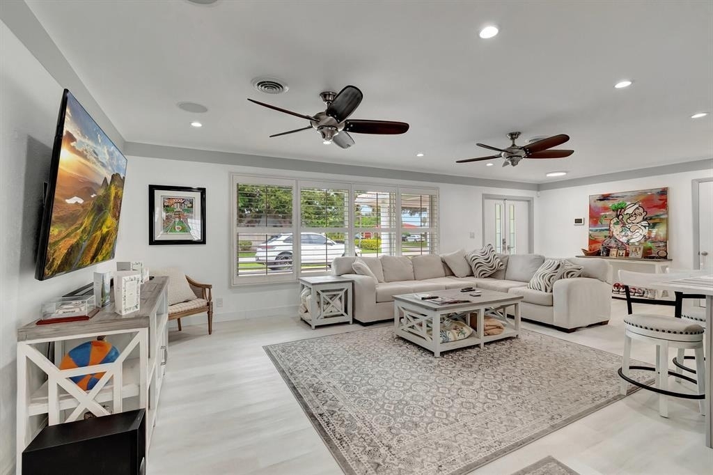 4450 Ne 23rd Avenue - Photo 6