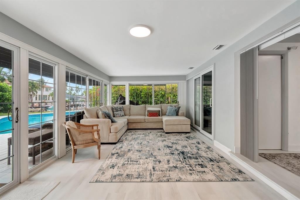 4450 Ne 23rd Avenue - Photo 13
