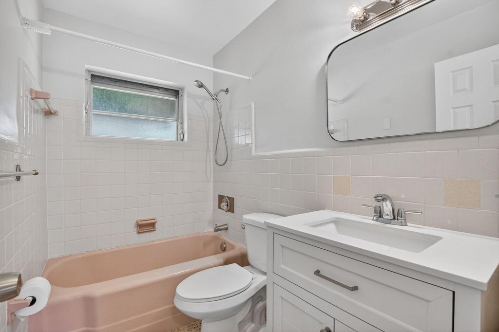456 Ne 28th Terrace - Photo 17