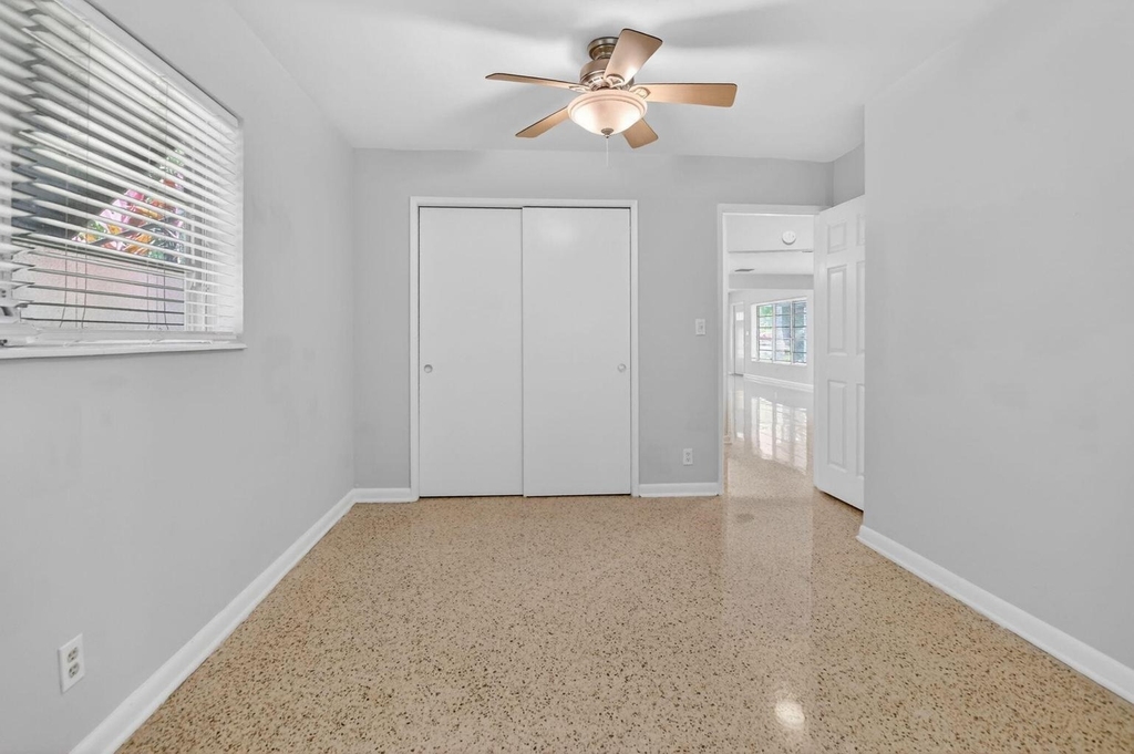 456 Ne 28th Terrace - Photo 16