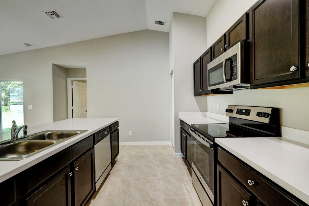 751 Sw General Patton Terrace - Photo 6