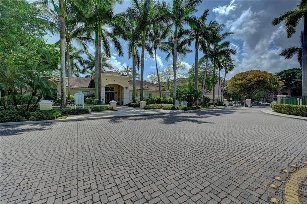 6540 W Sample Road - Photo 19