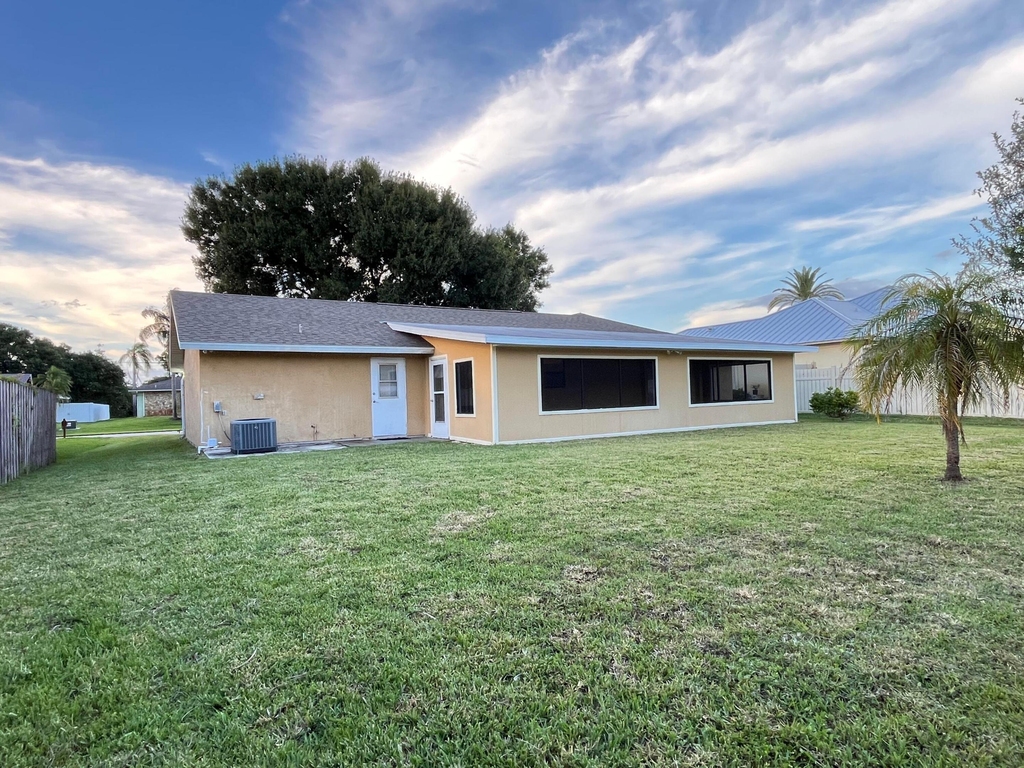 1258 Se Mc Farlane Avenue - Photo 14