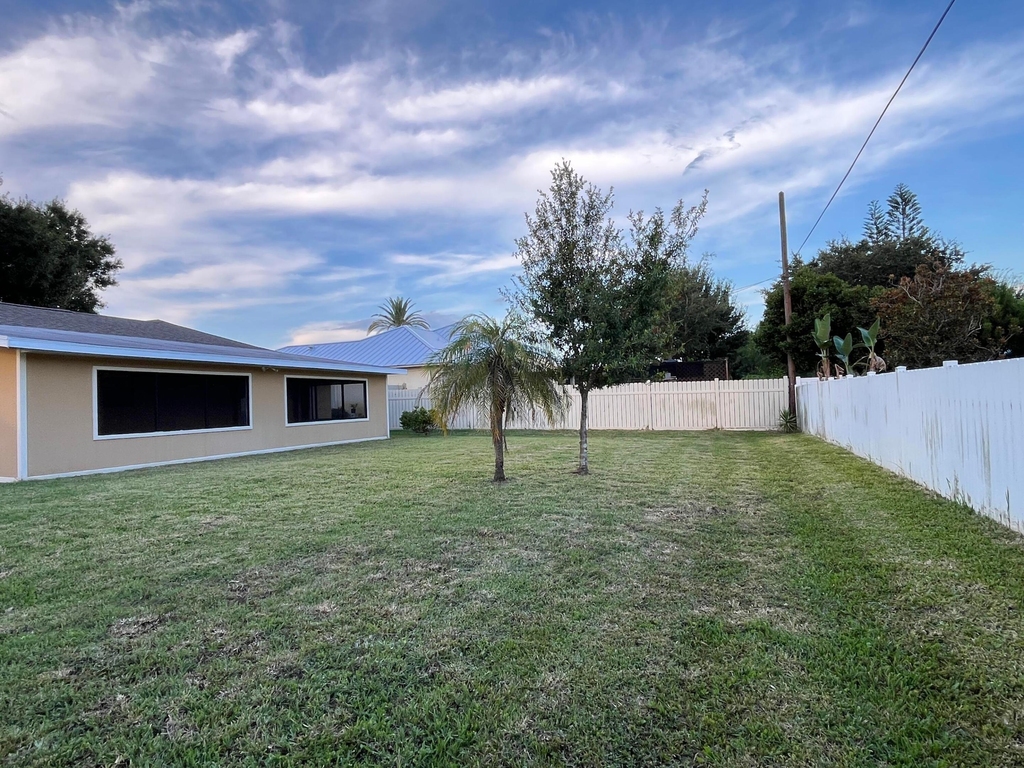 1258 Se Mc Farlane Avenue - Photo 16