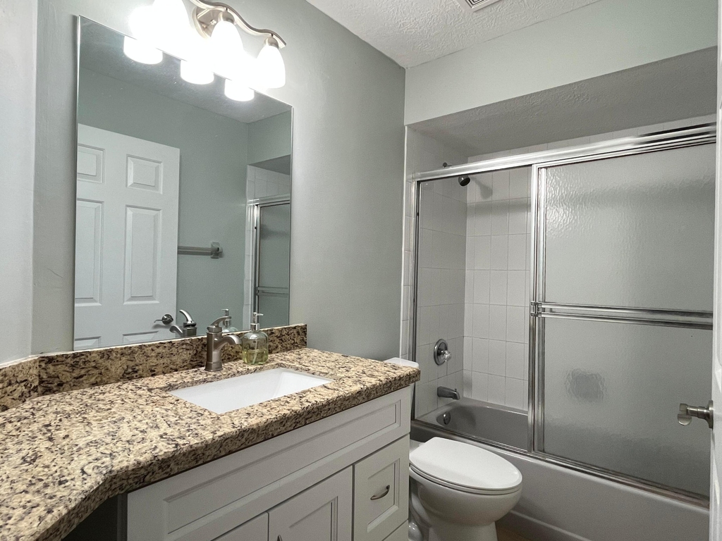 1258 Se Mc Farlane Avenue - Photo 6