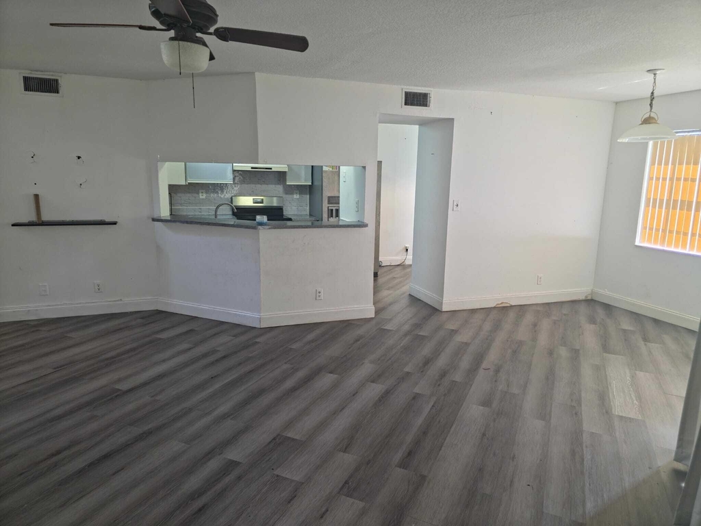 8953 W Sunrise Boulevard - Photo 4