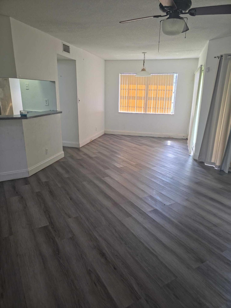 8953 W Sunrise Boulevard - Photo 6