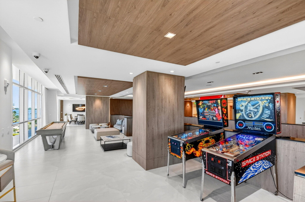 220 Lake Shore Drive - Photo 74