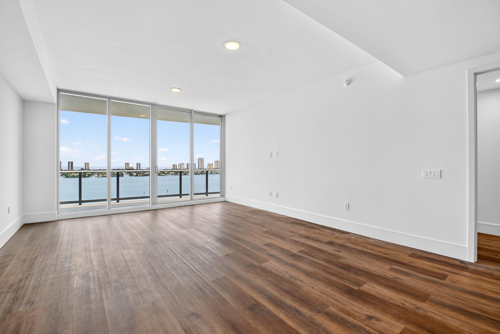 220 Lake Shore Drive - Photo 20