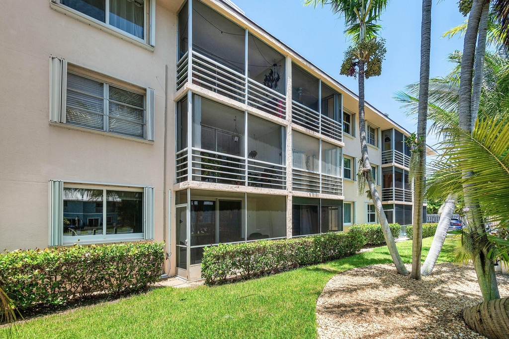 4502 N Federal Highway - Photo 27