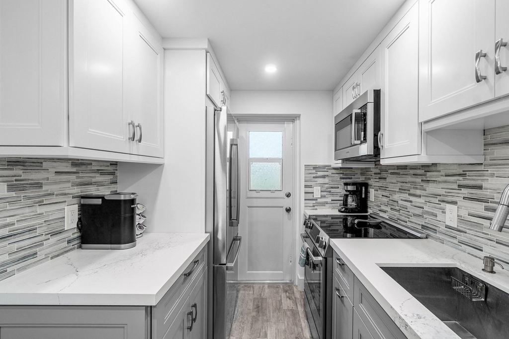 4502 N Federal Highway - Photo 1