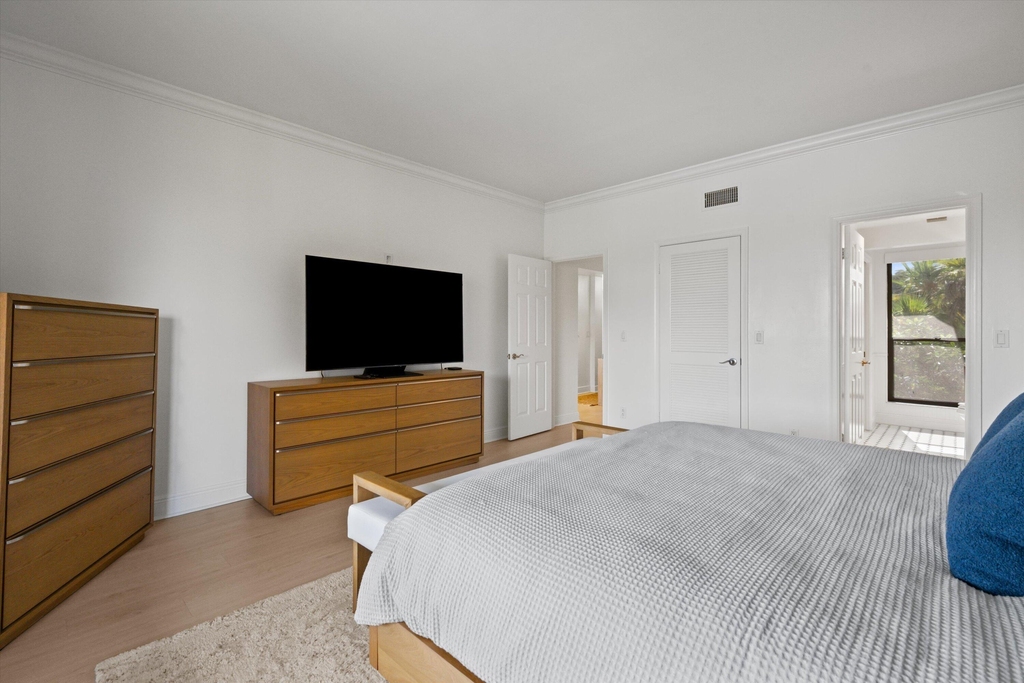 11842 Pebblewood Drive - Photo 9